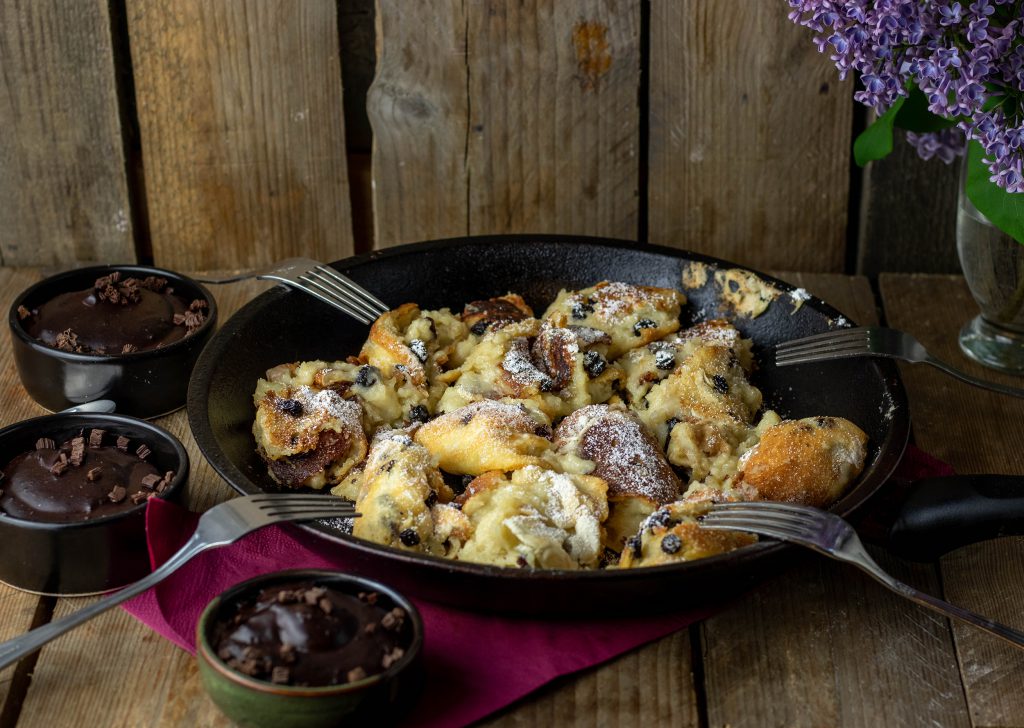 Flinker Veganer Kaiserschmarrn Mit Rumrosinen Dailyvegan