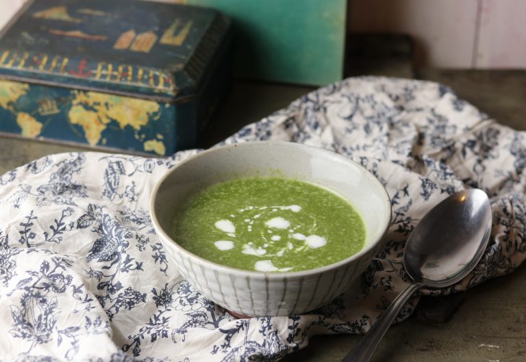 Spinat-Erbsen-Cremesuppe, grün und lecker - Dailyvegan