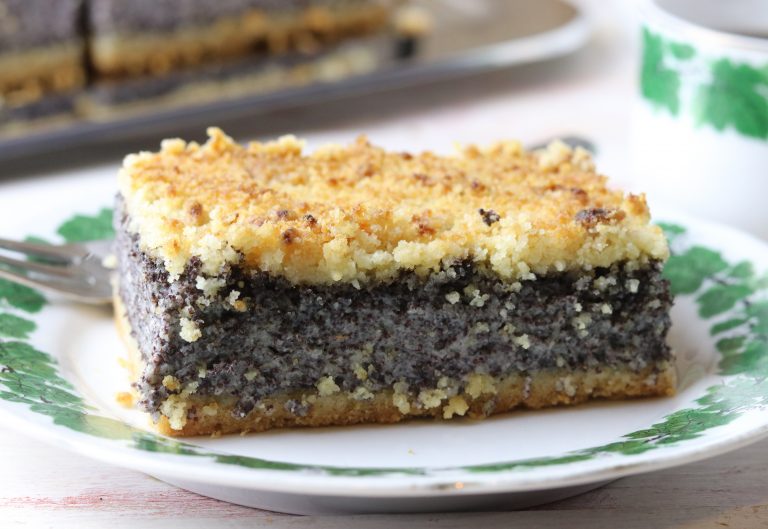 Bester Mohnkuchen mit Streuseln - vegan - Dailyvegan