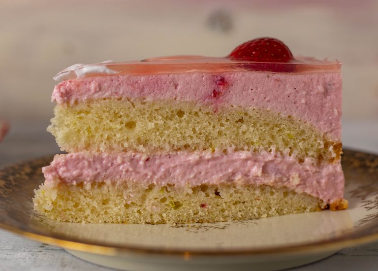 Erdbeer-Holunder-Torte, Sommerlich Lecker - Dailyvegan