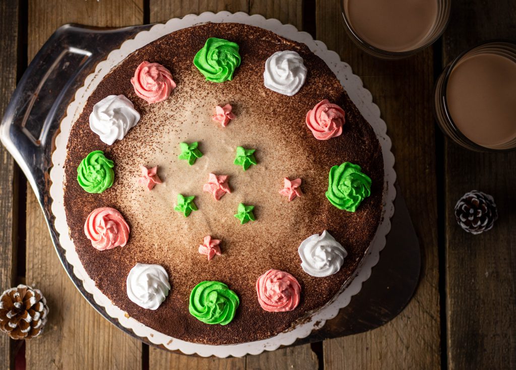 Baileys-Torte, mit selbstgemachtem, veganem Baileys - Dailyvegan