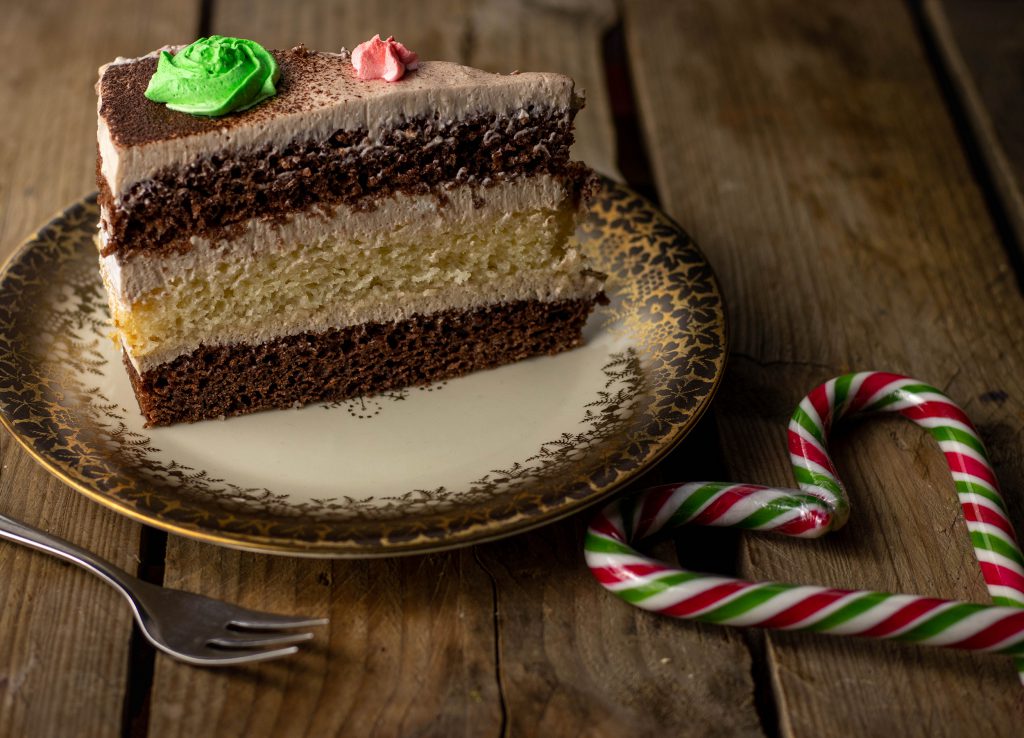 Baileys-Torte, mit selbstgemachtem, veganem Baileys - Dailyvegan