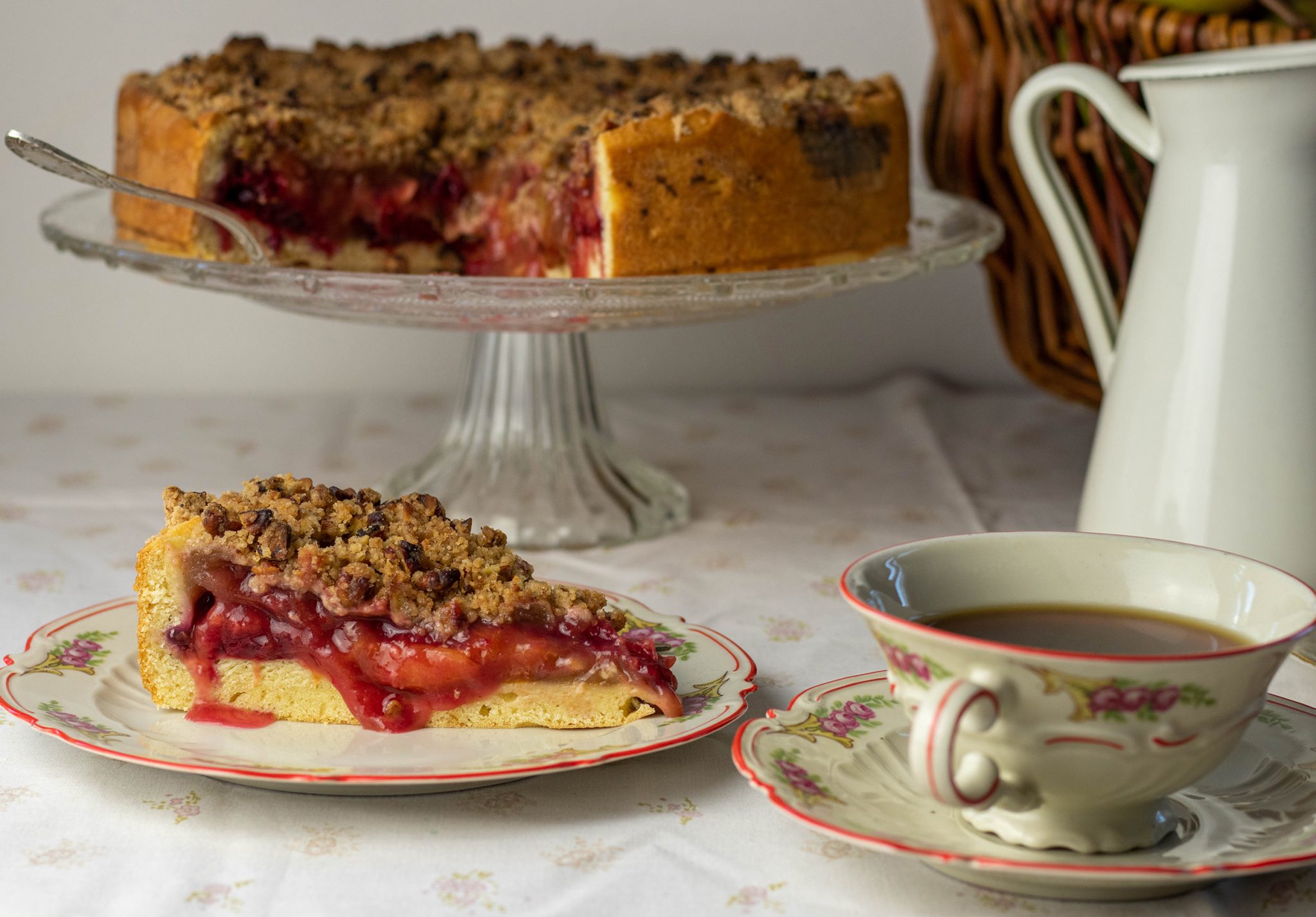 Zwetschenstreuselkuchen mit Zimt-Pekannuss-Streuseln - Dailyvegan