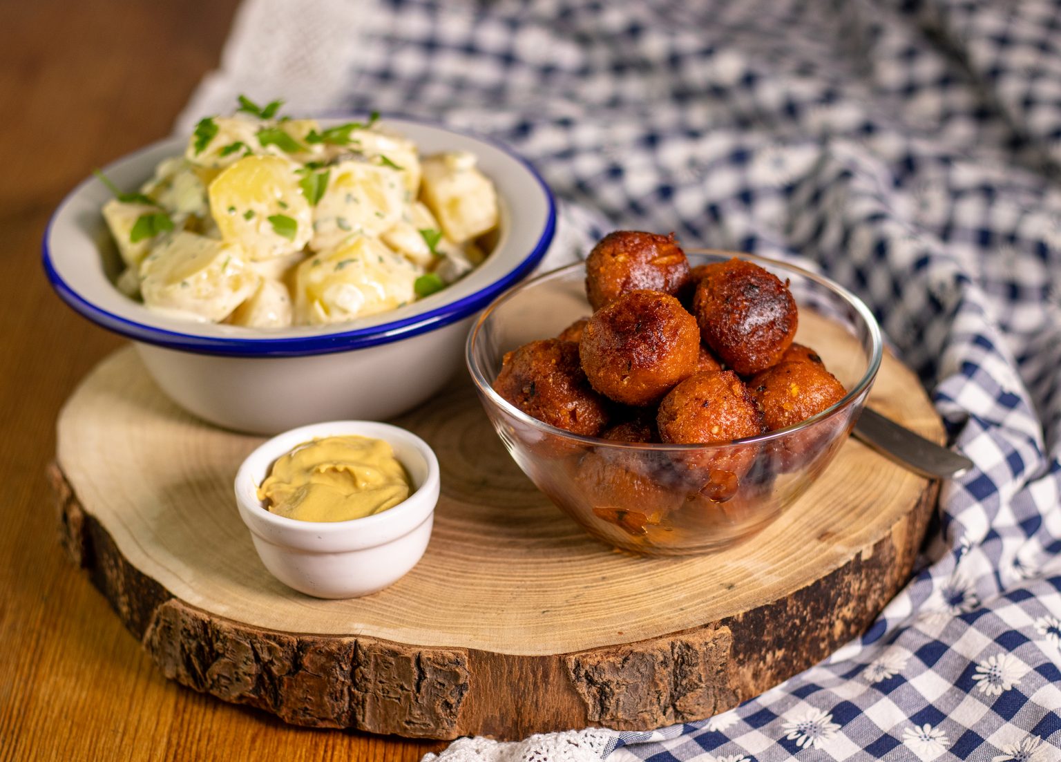 Hackbällchen, Mini Bouletten, Mini Frikadellen - vegan - Dailyvegan