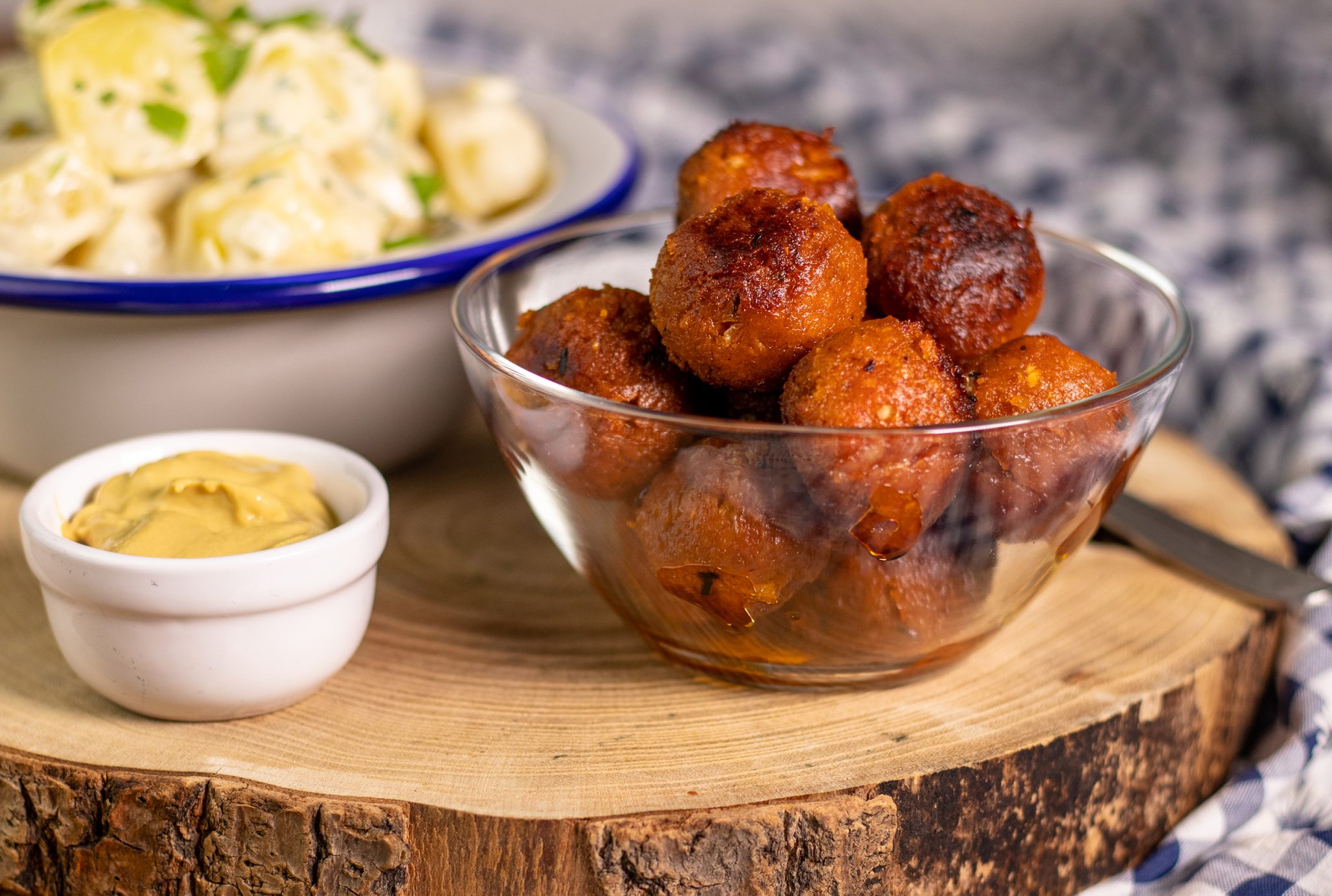 Hackbällchen, Mini Bouletten, Mini Frikadellen - vegan - Dailyvegan