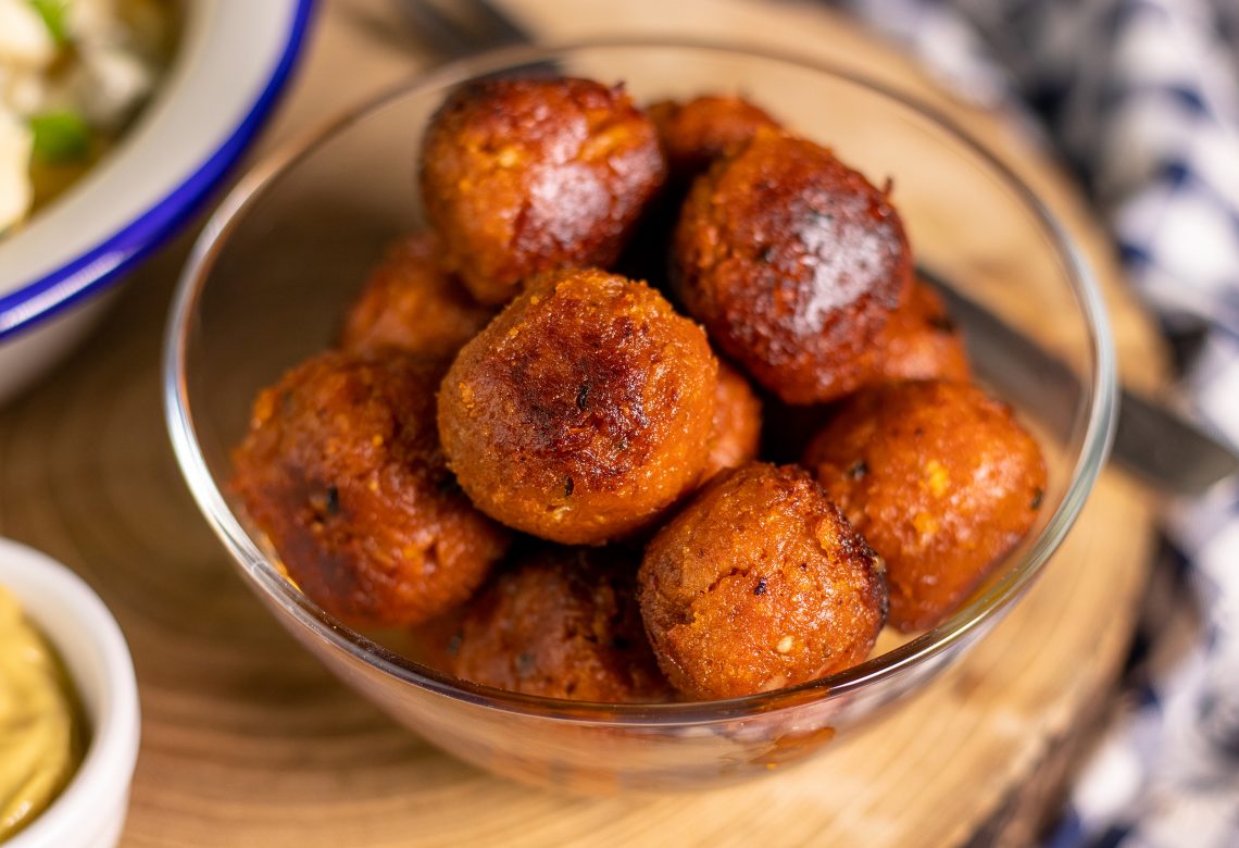 Hackbällchen, Mini Bouletten, Mini Frikadellen - vegan - Dailyvegan