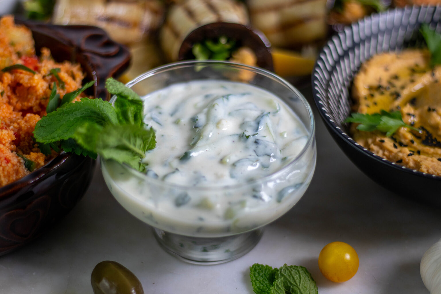 Tzatziki - griechischer Joghurtdip - originalgetreu vegan - Dailyvegan