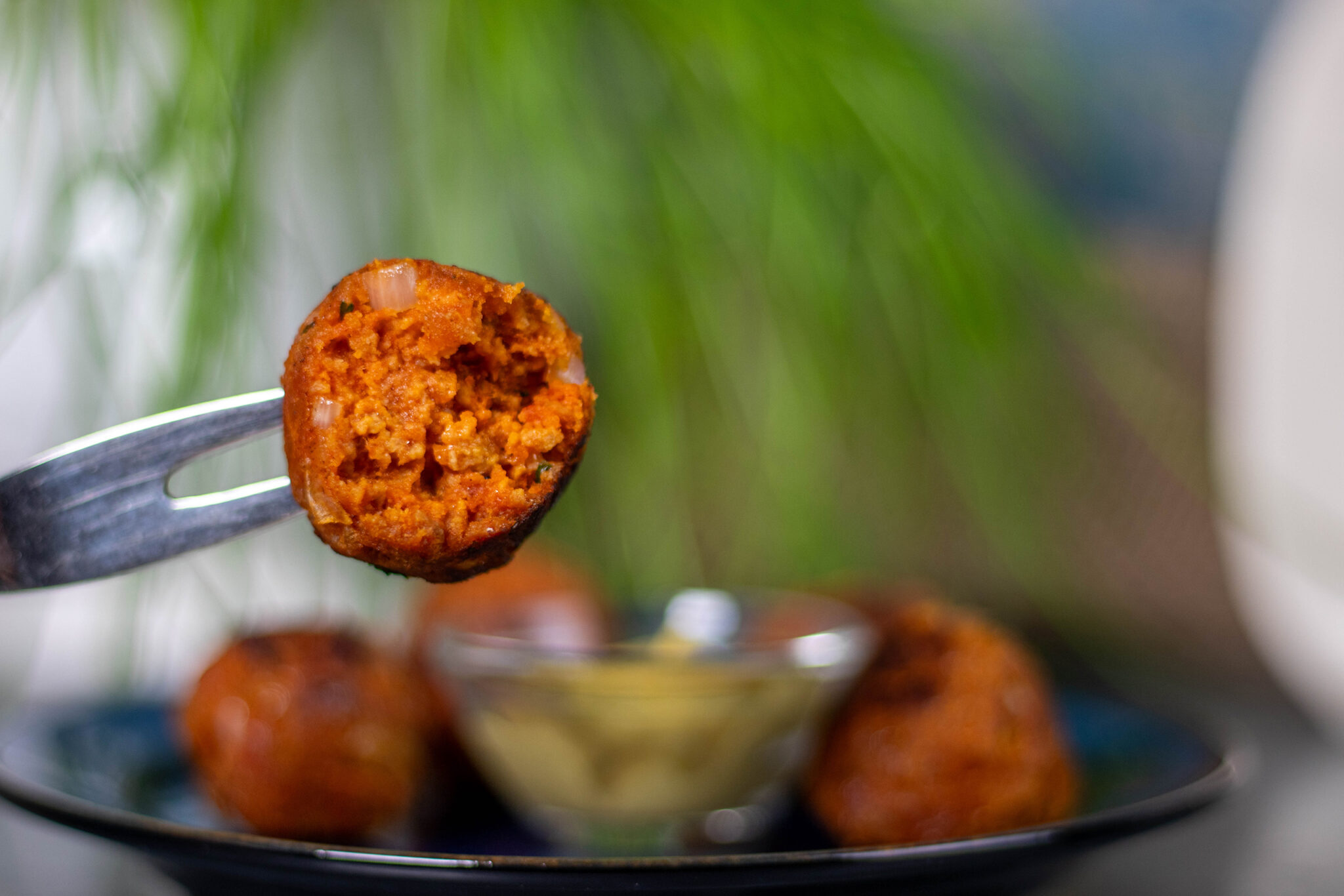 Hackbällchen, Mini Bouletten, Mini Frikadellen - vegan - Dailyvegan