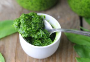 Wild garlic paste - perfect for seasoning