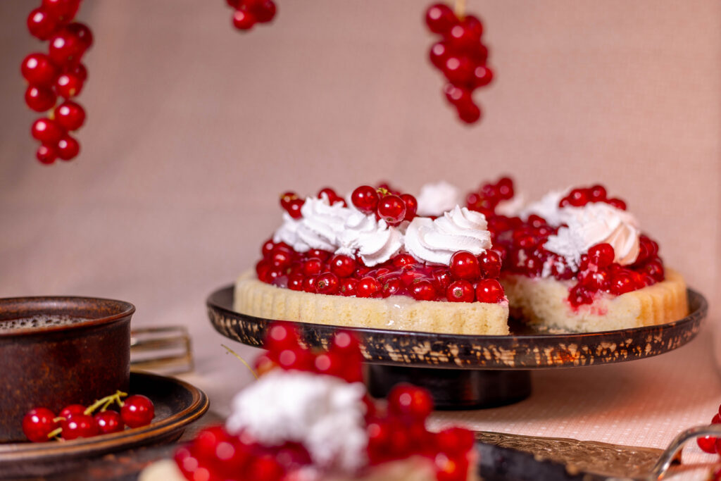 Ein einfacher Sommerkuchen mit Johannisbeeren