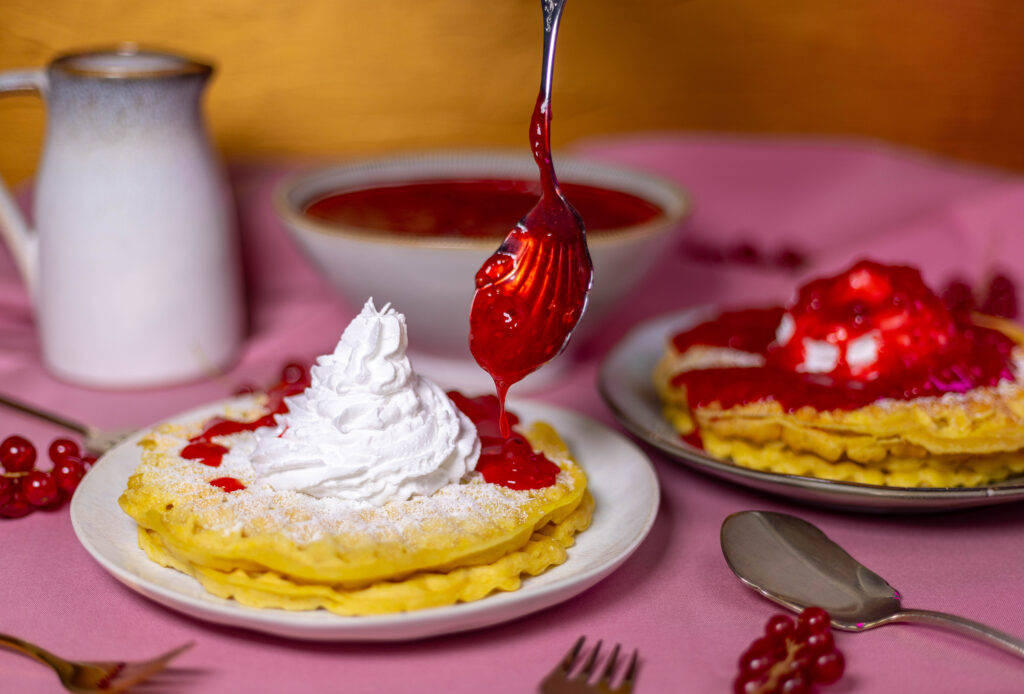 Alle meine Waffelvariationen basieren auf meinem Grundrezept für vegane Waffeln.