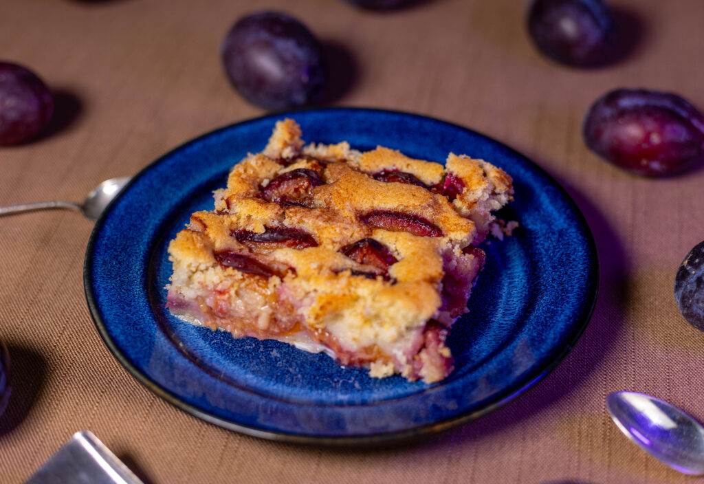 Veganer Zwetschenkuchen mit Rührteig