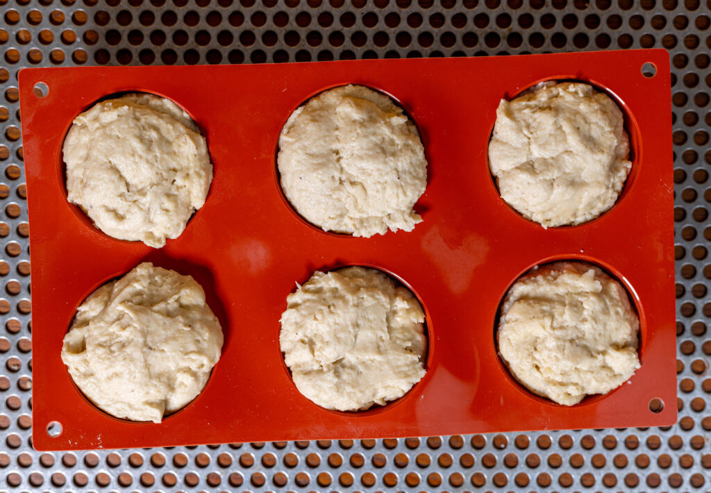 6. Pour the hot cheese mixture into round silicone molds. Then chill for 4-5 hours. Then place the cheese balls in brine.