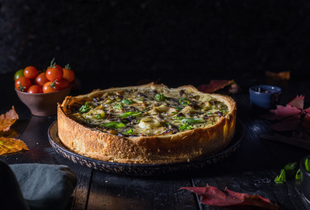 Lauch-Pilz-Quiche mit violetten Rötelritterlingen - schnell und einfach mit Blätterteig