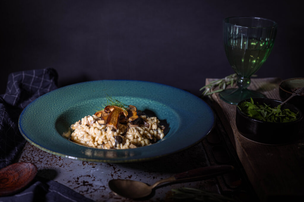 Steinpilz-Risotto, eines der klassischen italienischen Gerichte