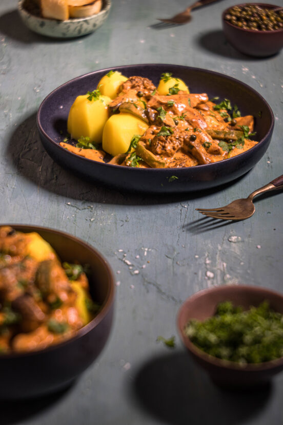 Waldpilzgulasch - mit frischen, selbst gesammelten Pilzen