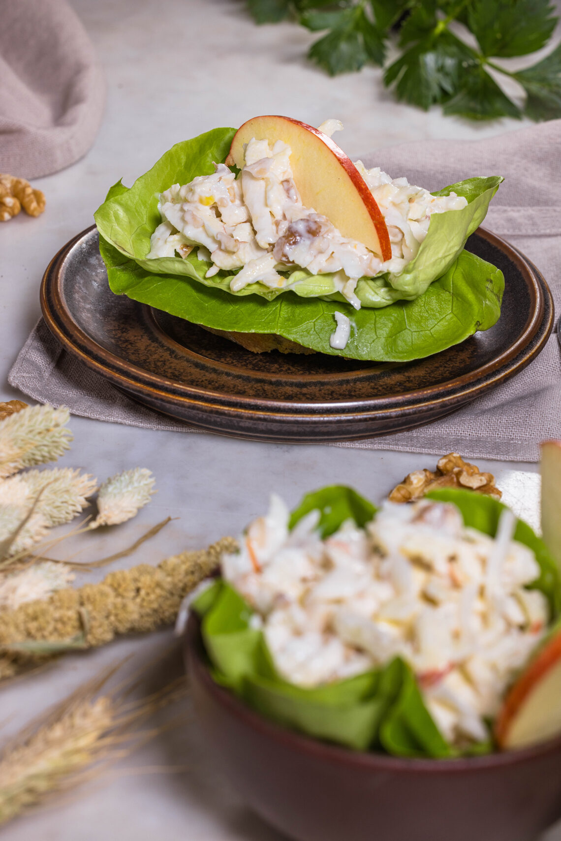 Waldorfsalat – ein Original aus New York mit Apfel, Sellerie und Walnuss